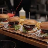 yaks-blog-4-best-burgers-i5 yaks-blog-4-best-burgers-i5
